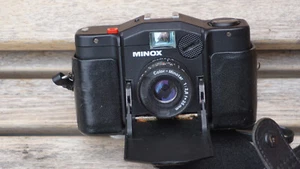 Minox 35 EL Kompaktkamera Color-Minotar 1:2,8 f=35mm point&shoot - Bild 1 von 3