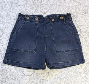💥 NWT CACHE' Sailor Style Wide Leg Cargo Pocket Shorts Brass Tone Buttons Sz 2 - Picture 1 of 9
