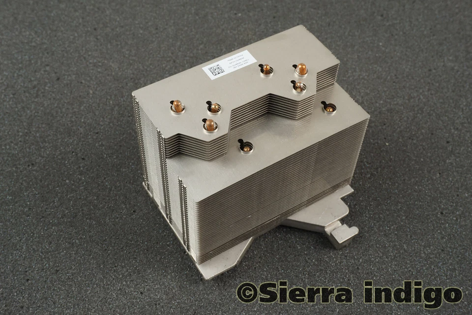 Dell U884K 0U884K PowerEdge R910 Server Processor Heatsink - Image 1 of 1