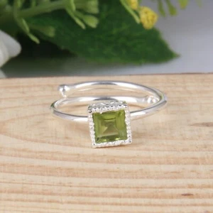 925 Sterling Silver Engagement Adjustable August Birthstone Peridot Rings - Picture 1 of 3