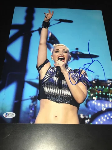 GWEN STEFANI SIGNED AUTOGRAPH 11x14 PHOTO NO DOUBT LAS VEGAS BECKETT BAS AUTO D Cover