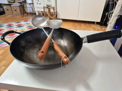 ZhenSanHuan Handgehämmerter WOK Pfanne m. flachem Boden, induktionsgeeignet 34cm - Bild 1 von 4