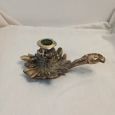 Joli bougeoir "Rat De Cave"en bronze rococo - Photo 1/4