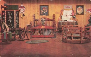 Postcard Elsie & Beauregard in Person Borden's Family of Fine Foods Bedroom - Bild 1 von 2