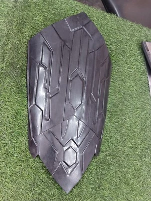 幻想战士盾牌 – 深钢盔甲灵感设计 – 18 号钢 – LARP — 第 1/4 张图片