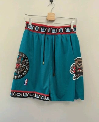 Pantalones Cortos Vancouver Grizzlies Mitchell & Ness x Just Don Malla Verde Azulado Talla M NBA 96-97 Foto 1 de 4