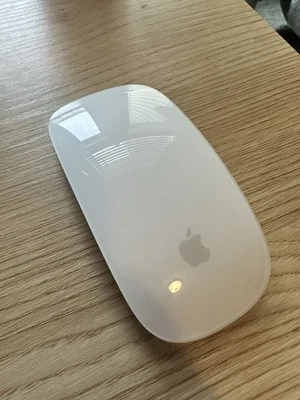 Apple A1296 Ratón Mágico Inalámbrico Táctil/Multitáctil - MB829LL/A Foto 1 de 3