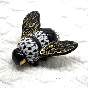 HEREND SCHWARZE NETZHUMMELN - Bild 1 von 4