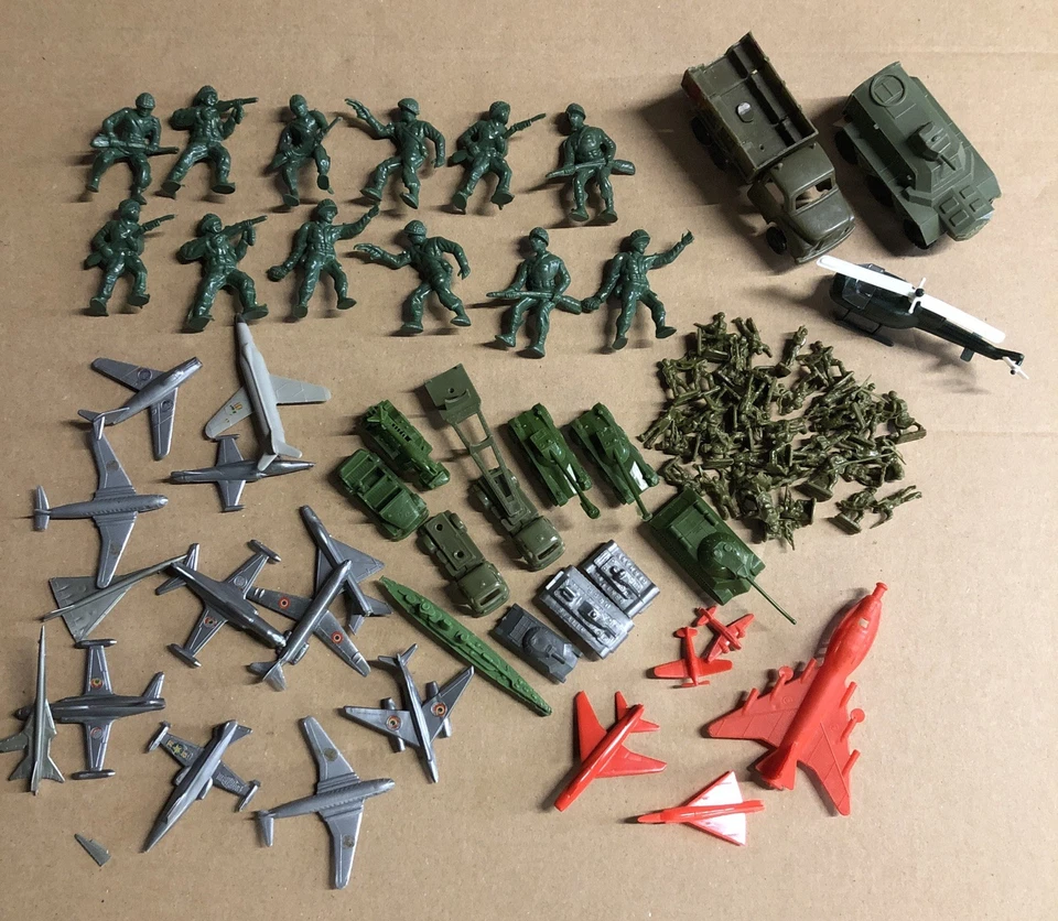 Collezione Soldatini Baravelli Ecc.. - Immagine 1 di 4