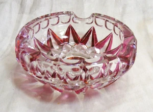Vintage Ruby Flash Glass Ash Tray 13-b - Picture 1 of 7