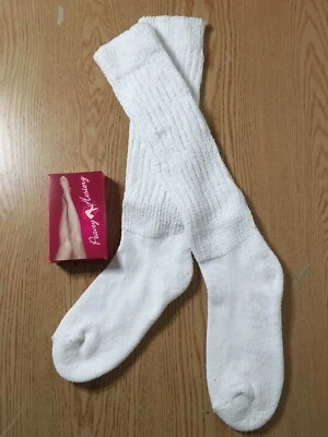 New Hooters Girl Uniform Peavey Sexy Pantyhose & Scrunchie Socks Sizes A B C D - Image 1 of 4