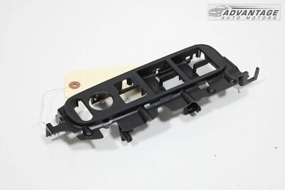 Honda HR-V 2016-2020 panel de puerta delantera izquierda interruptor de ventana principal bisel cubierta OEM Foto 1 de 4