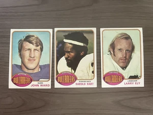Lote de tarjetas de fútbol americano Topps 1976 Tampa Bay Buccaneers John Ward, Hart, Larry Ely 268 - Imagen 1 de 2