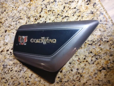 Honda 1980 1981 1982 1983 GL1100 1100 Goldwing OEM Right Side Cover  RC2 - Image 1 of 4