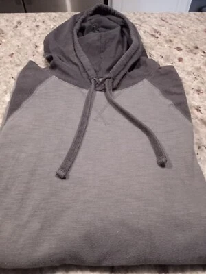 Sudadera con capucha para hombre Sonoma Life & Style/ Tonos grises/ Bolsillos canguro/ Pequeña  Foto 1 de 4