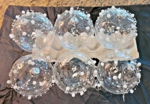 Juego de 6 - Adornos de vidrio agrietado de 3" con perla y cuerda transparente - Imagen 1 de 2