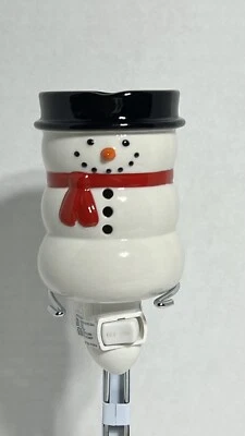 🔥Candle Warmers Pluggable Fragrance Warmer Plug-in Frosty Holiday Wax Melter🔥 - Image 1 of 2