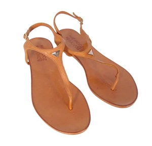 Sandalias de tanga MIZ MOOZ The Nuovo con correa en T con tachuela de flecha dorada 40/9-9,5 - Imagen 1 de 8