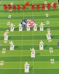 Tudor Electric Football Red & White Players / Accessories & New Electric Motor - Picture 1 of 3