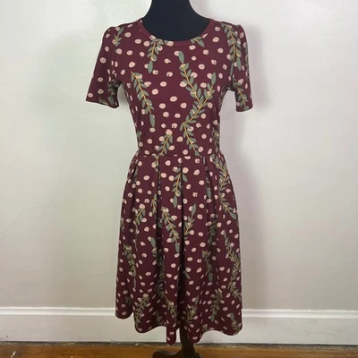 Vestido acampanado LuLaRoe talla M, borgoña manga corta para mujer Foto 1 de 4