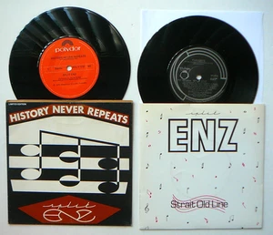 SPLIT ENZ Set of Two Australian 1981 / 1983 7" RECORDS Never Played - Bild 1 von 2