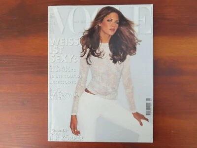 Vogue Deutsch May 2000 Foto 1 de 4