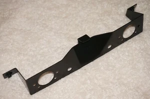 Alfa Romeo GIULIA SPRINT GT/VELOCE REAR LICENCE LIGHT MOUNTING, EXCELLENT  USED - Imagen 1 de 3