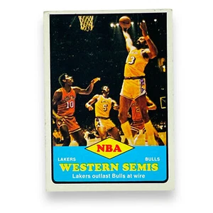 Tarjeta de baloncesto 1969 Topps #64 Wilt Chamberlain Lakers vs Bulls Western Semis - Imagen 1 de 6