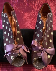 Scarpe donna Irregular Choice Poetic License London tg. Regno Unito 6, EU 39. - Foto 1 di 9