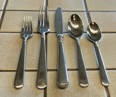 СТОЛОВЫЕ ПРИБОРЫ LENOX PEARL PLATINUM ГЛЯНЦЕВЫЕ 18/10 ИЗ НЕРЖАВЕЮЩЕЙ СТАЛИ - ВЫ ВЫБИРАЕТЕ ТОВАР - Изображение 1 из 3