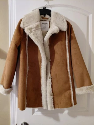 Ceja de niñas Abercrombie. Chaqueta de gamuza y sherpa ¡NUEVA SIN ETIQUETAS! Foto 1 de 4