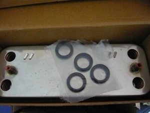 PLATTENWÄRMETAUSCHER 12 PLATTEN COM010 - Bild 1 von 1