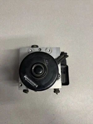 1997 - 2003 Jaguar XJ8 XJR XK8 V8 AT ABS pump brake module MNC 5920 BB - Image 1 of 4