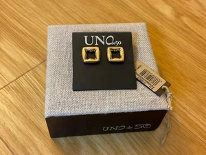 NWT Uno de 50 Gold-plated Square Screwback Pierced Earrings $95 - Picture 1 of 8