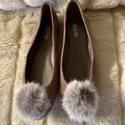 NUEVO Michael Kors Remi Genuino Piel de Conejo Pompón Ballet Plano Para Mujer Talla 6 Foto 1 de 4