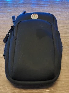Coque téléphone MOVOYEE et support brassard universel pour divers articles - Photo 1 sur 12