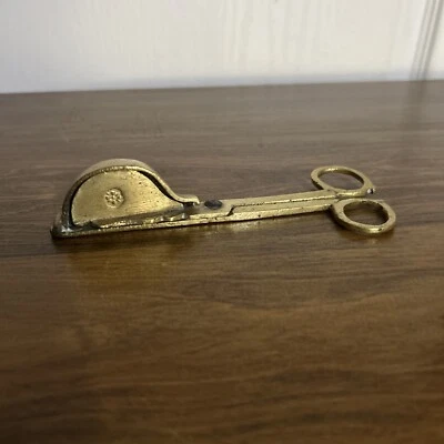 VINTAGE  BRONZE / BRASS CANDLE WICK CUTTER SNUFFER SCISSORS - Image 1 of 4