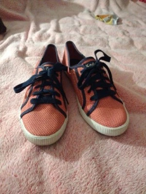 Keds Canvas Tennis Shoes Woman's Sz  8 Red Geometric /Navy Blue Accents. F8 - Image 1 of 4