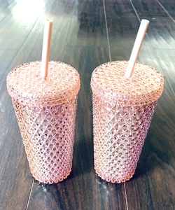 Juego de 2 vasos rosa brillo iridiscente tachonado 16 onzas con tapas y pajitas - Imagen 1 de 7