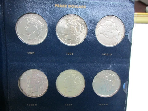 Complete Silver Peace Dollar Set 24-Coin Silver Dollar Set in Album Q3DG Cover