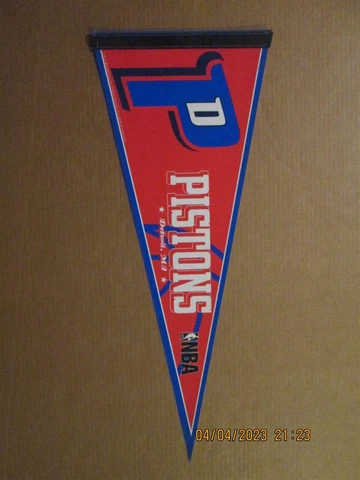 NBA Detroit,MI Pistons Vintage Circa 2012 Team Logo Basketball Pennant Cover