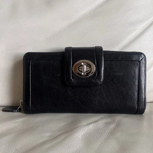 Coach Black Leather Turnlock Zip Women's Wallet Clutch - Picture 1 of 8