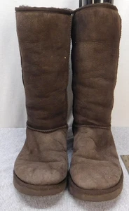 UGG Australia Boots Womens Size 8 Brown Classic Tall 5815 Suede Sheepskin Lined - Picture 1 of 10