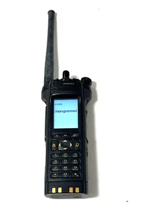 Motorola APX7000 H97TGD9PW1AN UHF R2 7/800 ADP AES DES SENZA CARICATORE - Foto 1 di 23