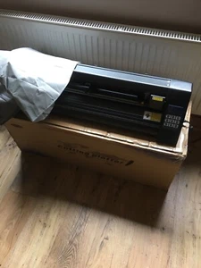 Vinylschneider Plottermaschine EH721 28"" Optischer Augenlaser mit Laptop / Software - Bild 1 von 12