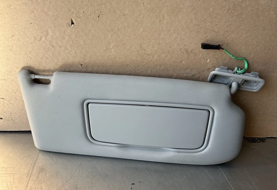 ✅Parasol gris iluminado Volvo V50 Rh 2007-2011 pasajero #1107 Foto 1 de 4