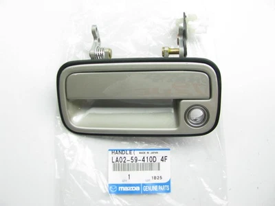 Nueva manija de puerta exterior delantera izquierda plata champán para Mazda MPV 1997-1998 Foto 1 de 3