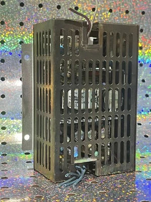 Fuente de alimentación NFS40-7608J ASTEC/Artesyn Foto 1 de 4