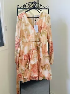 Gorgeous Peach Floral Mini Dress Size 10 - BNWT - Picture 1 of 9