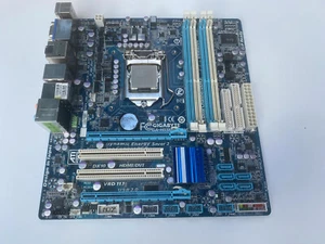 GIGABYTE GA-H55M-UD2H Rev. 1.3 + CPU Intel Core i3-540 SLBMQ - Bild 1 von 2